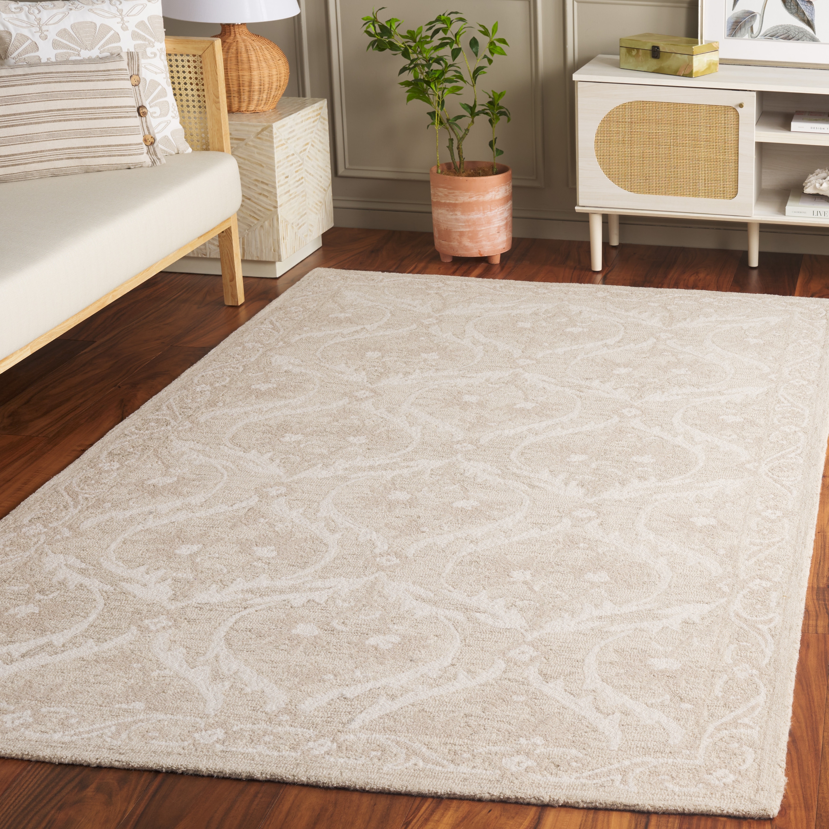 SAFAVIEH Handmade Blossom Luisete Ogee Wool Rug