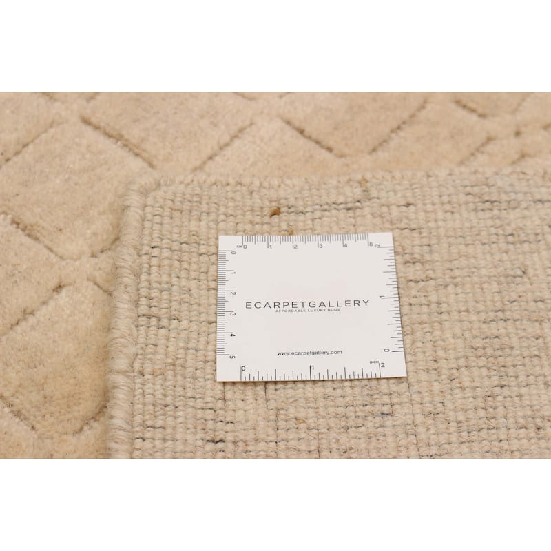 Kashkuli Gabbeh Cream Rug 6'8" x 9'3" - 6'8 x 9'3
