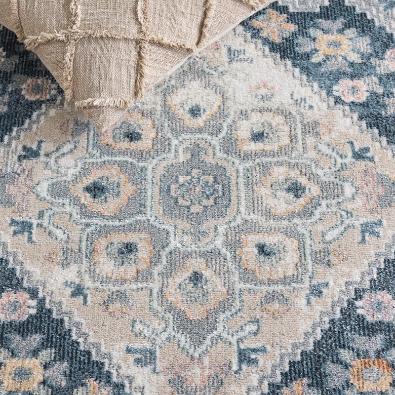 SAFAVIEH Blair Machine Washable Apostolica Slip Resistant Rug