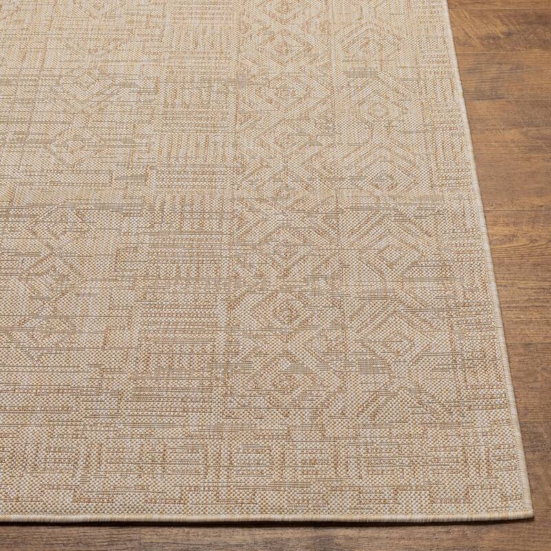 Livabliss Sharie Global Patterned Rug