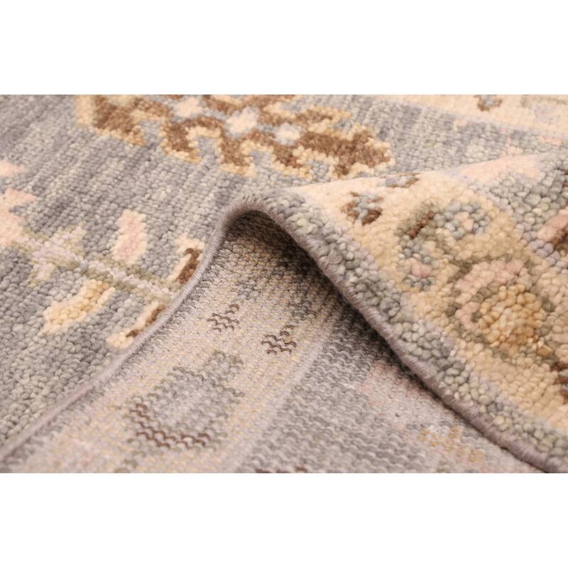 ECARPETGALLERY Hand-knotted Jules Serapi Grey Wool Rug - 2'6 x 7'10