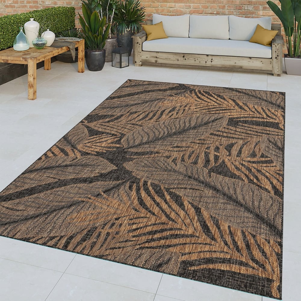 Indoor & Outdoor Rug with Palm Leaf Pattern
