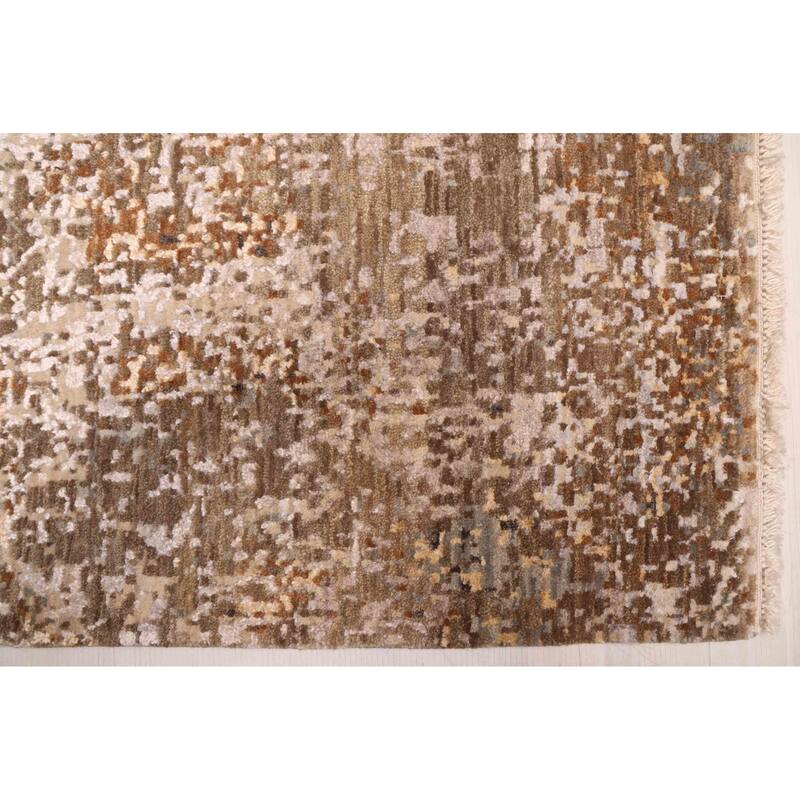 ECARPETGALLERY Hand-knotted Legacy Taupe Silk, Wool Rug - 2'5 x 10'3