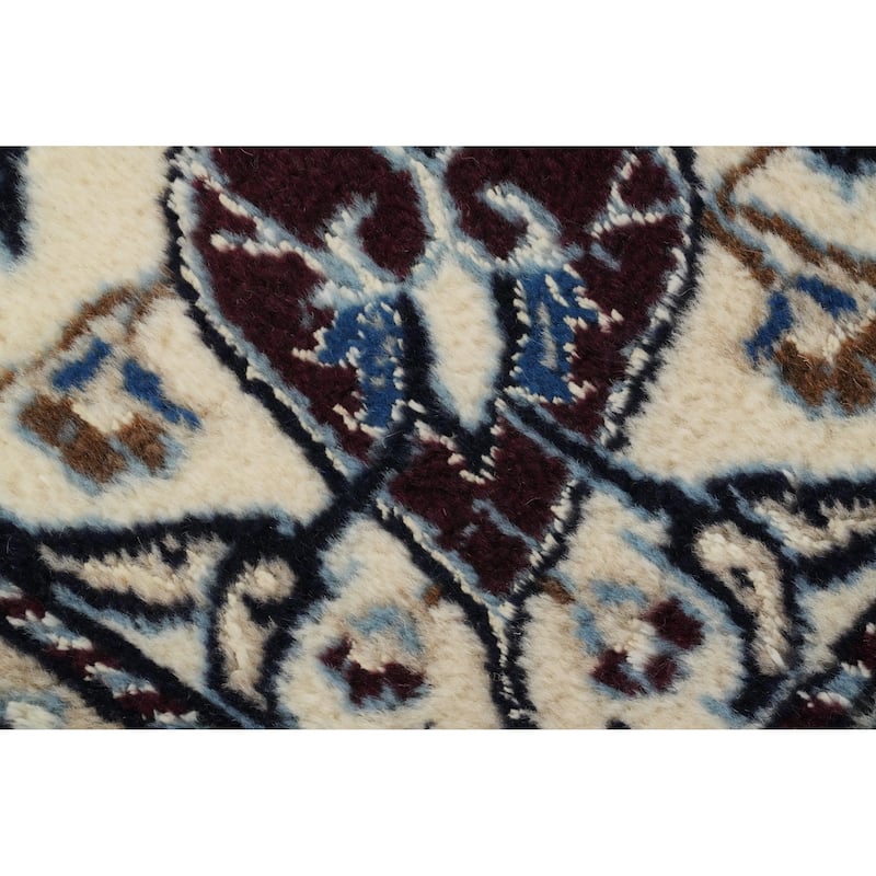 Hand Knotted Oriental 100% Wool Carpet Traditional Medallion Beige & Ivories Nain Area Rug - 6' 8'' X 3' 11''