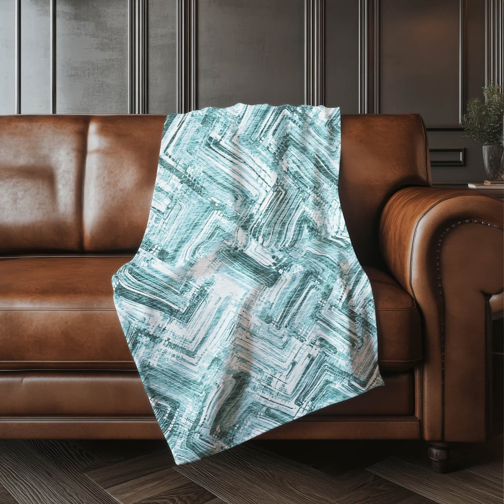 Premium Machine Washable Modern Chevron Sherpa Throw Blanket
