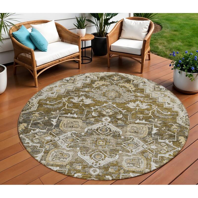 HomeRoots Oriental Traditional Rectangle Outdoor Rug - 8' Round