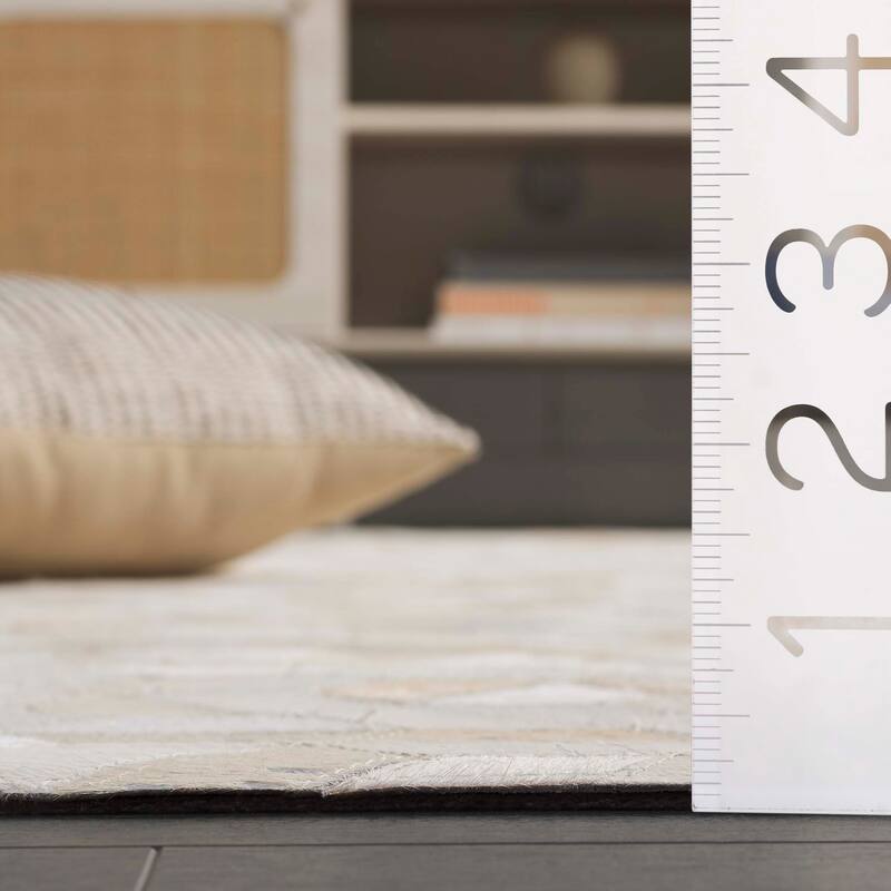 SAFAVIEH Hand-Woven Studio Leather Miludia Modern & Contemporary Leather Rug - 2'3" x 7' Runner