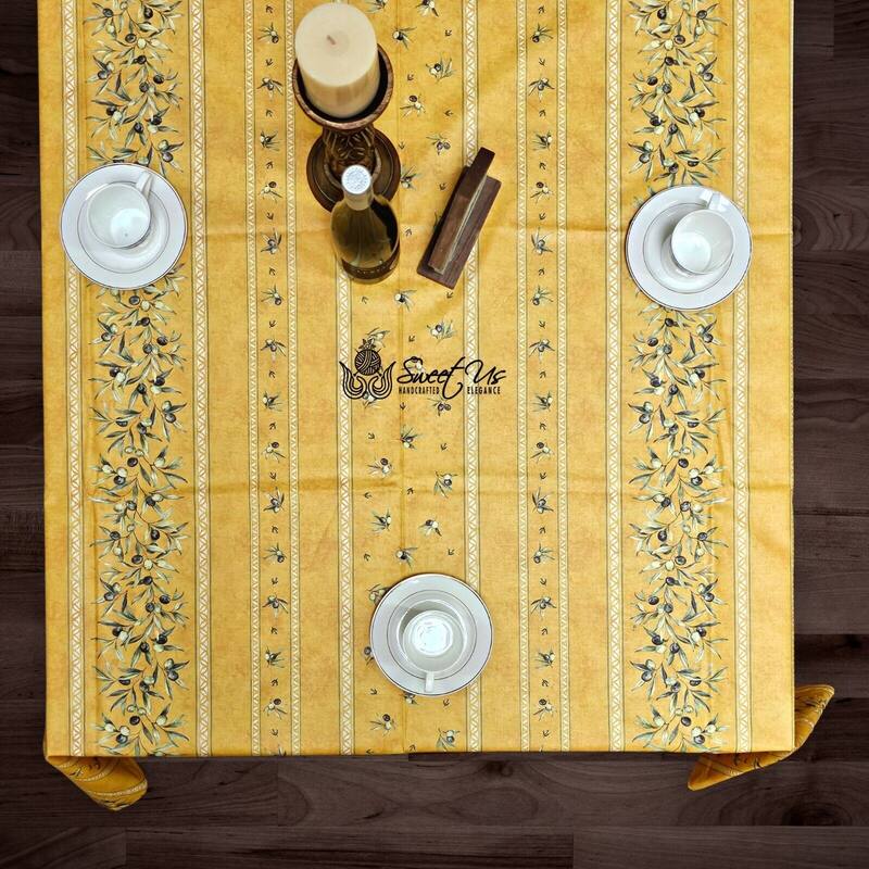 Wipeable Tablecloth, Spillproof, French Acrylic Coated, Gold