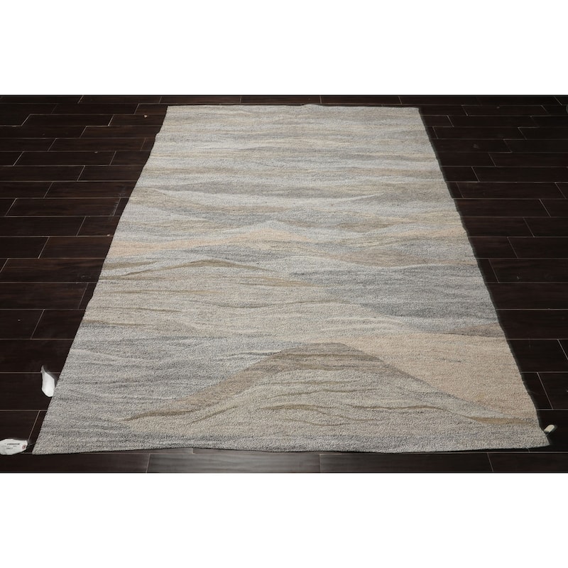 5'11''x7'7'' Hand Woven White Modern Fabric & PET yarn Rug - 5' 11'' x 7' 7''