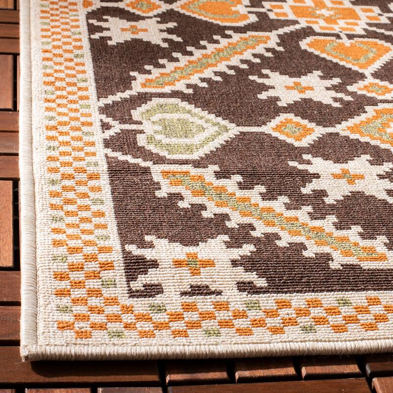 SAFAVIEH Veranda Karamfila Indoor/ Outdoor Waterproof Patio Backyard Rug