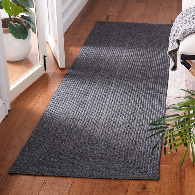 SAFAVIEH Handmade Braided Anthi Casual Rug - 2'3" x 14' Runner - Black