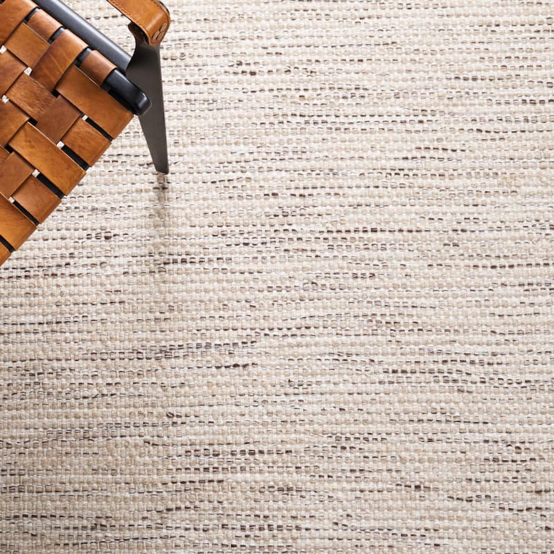 SAFAVIEH Handmade Vermont Raimonda Wool Rug