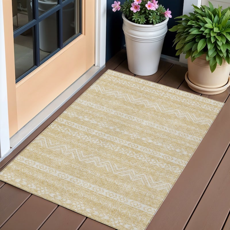 HomeRoots Southwestern Transitional Rectangle Outdoor Rug - 3' x 5'