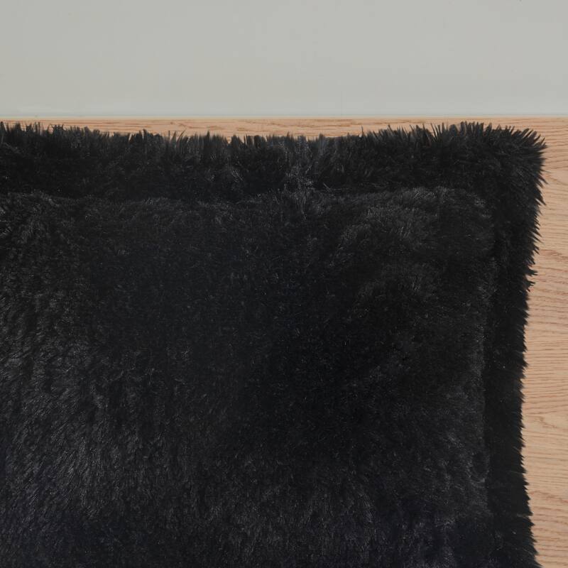 Intelligent Design Leena Shaggy Long Fur Comforter Mini Set