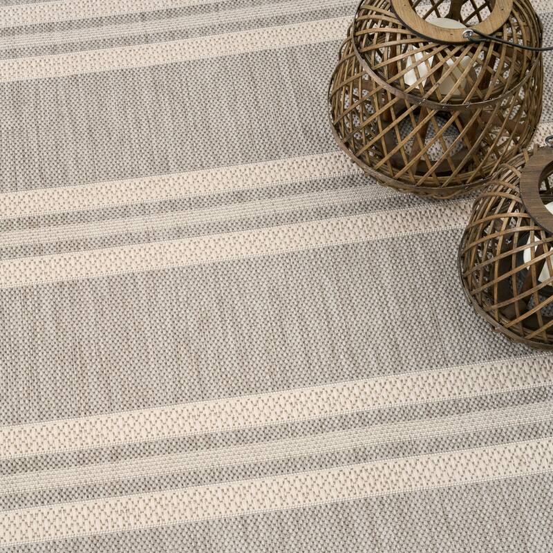 Nourison Horizon Indoor/Outdoor Modern Rug