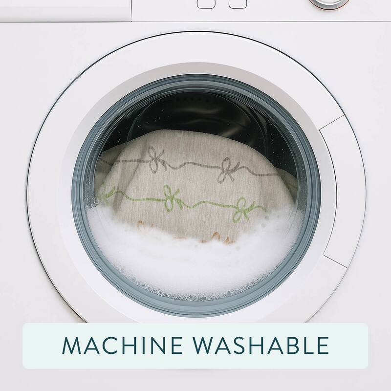 Machine Washable Indoor/ Outdoor Modern Bow Stripe Chantille Rug