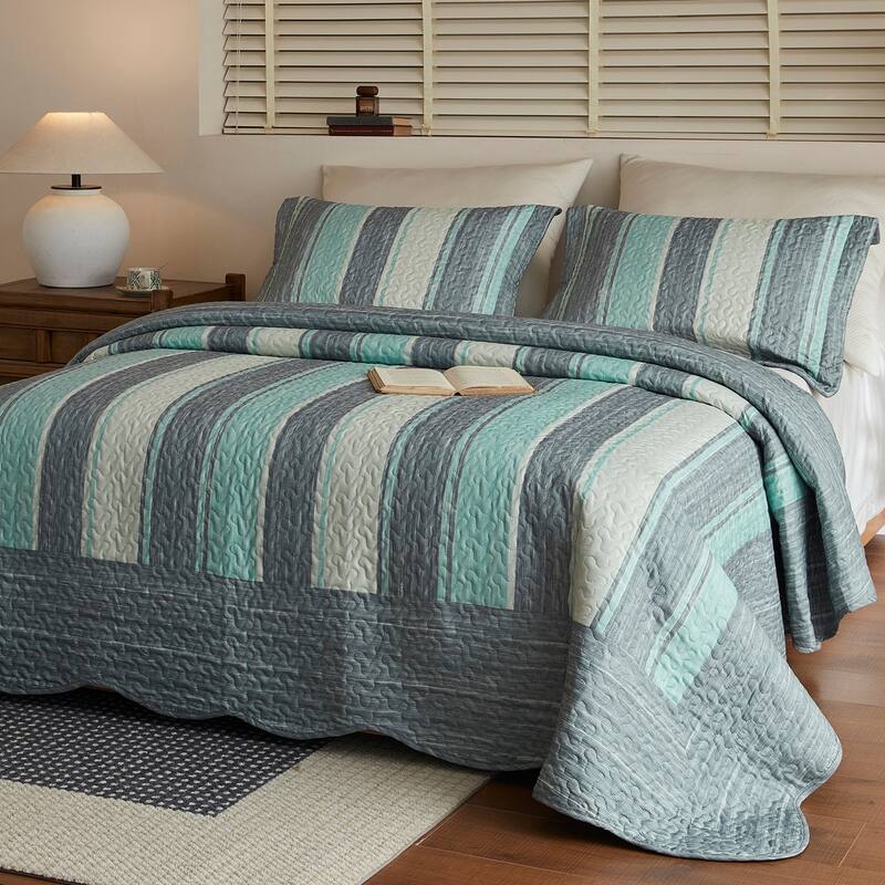 3 Pcs Lightweight Striped Quilt Bedspread Set