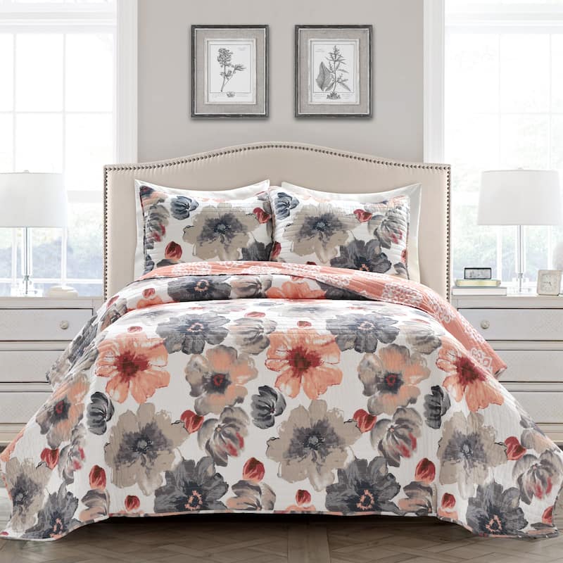 Levine Reversible Floral/ Damask 3-piece Quilt Set - Coral & Gray - King