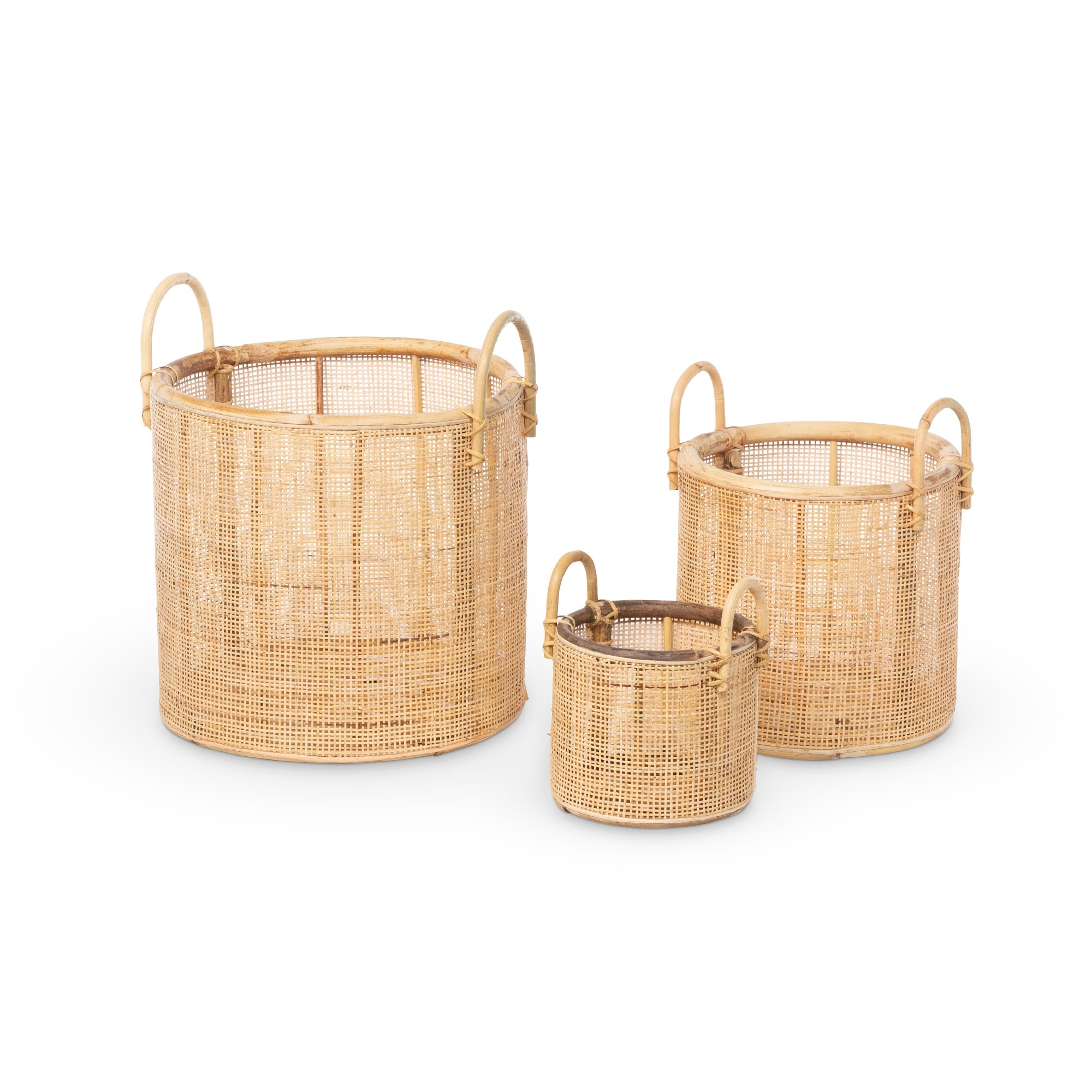 https://ak1.ostkcdn.com/images/products/is/images/direct/906268504e8f0515f661adf11b1d7a57503b4bb3/Woven-Rattan-Baskets-with-Handles%2C-Set-of-3.jpg