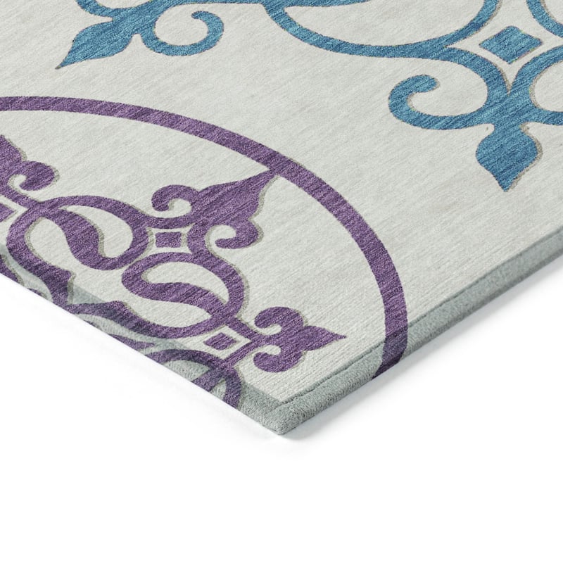 Machine Washable Indoor/ Outdoor Chantille Bold Medallions Rug