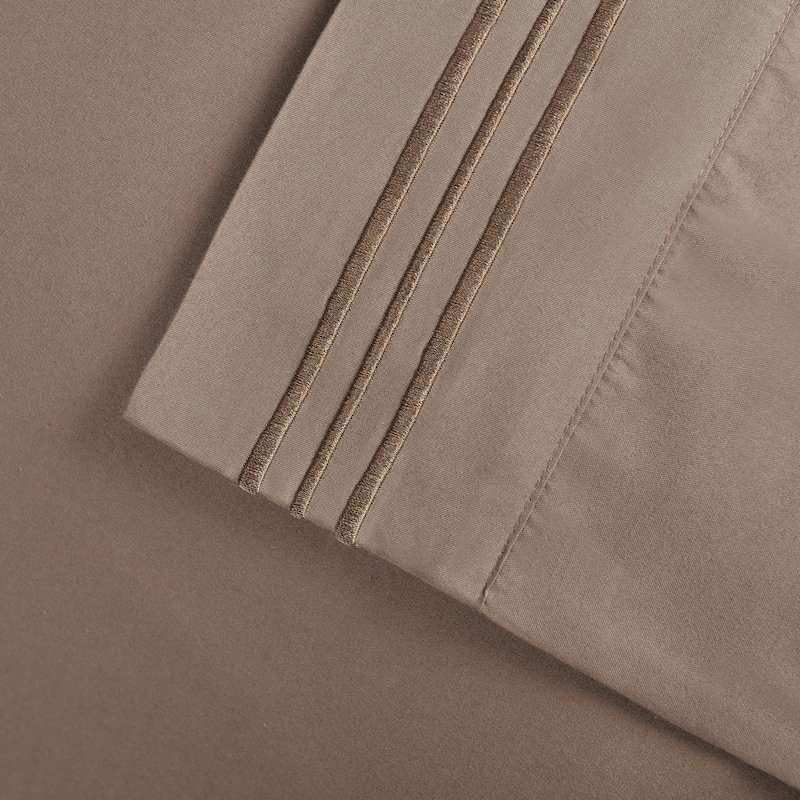 Superior Wrinkle-resistant Embroidered Microfiber Deep Sheet Set