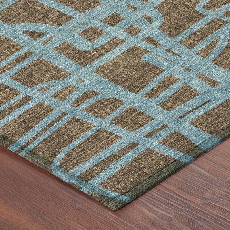 Machine Washable Indoor/ Outdoor Modern Centurion Chantille Rug