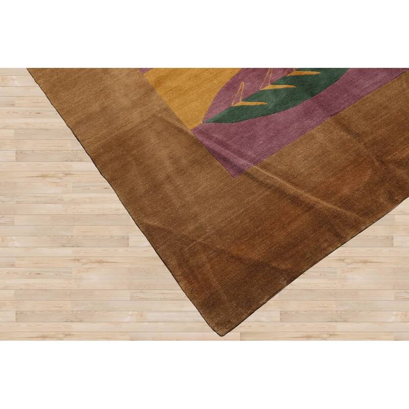 Hand Knotted Michaelian & Kohlberg Lavander Tibetan Wool Area Rug - 5' 2'' x 7'