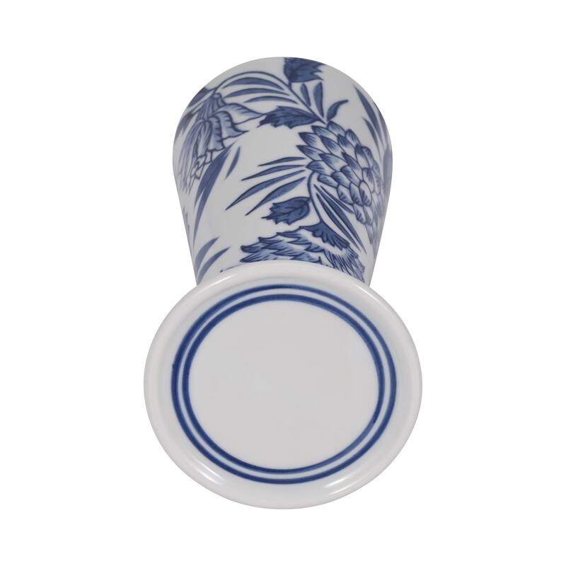 Sagebrook Home's Elegant Porcelain Candle Holder