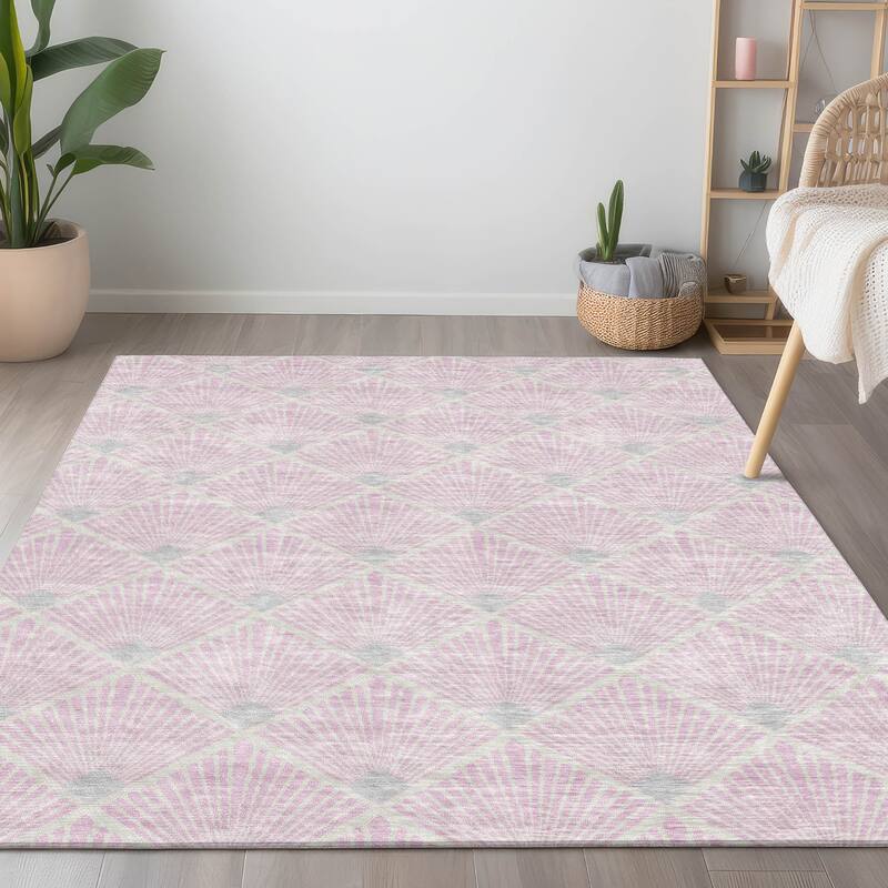 Machine Washable Indoor/ Outdoor Chantille Modern Shells Rug