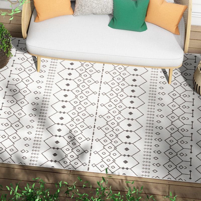 Well Woven Medusa Nord Indoor Outdoor Area Rug