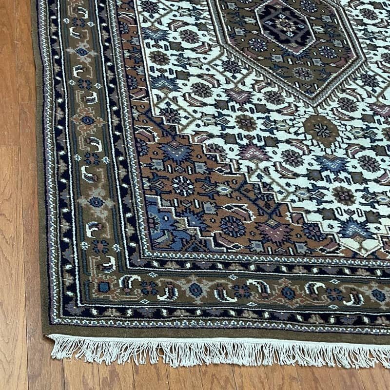 HERAT ORIENTAL 5'8 X 8'1 Handmade Bidjar Wool Rug