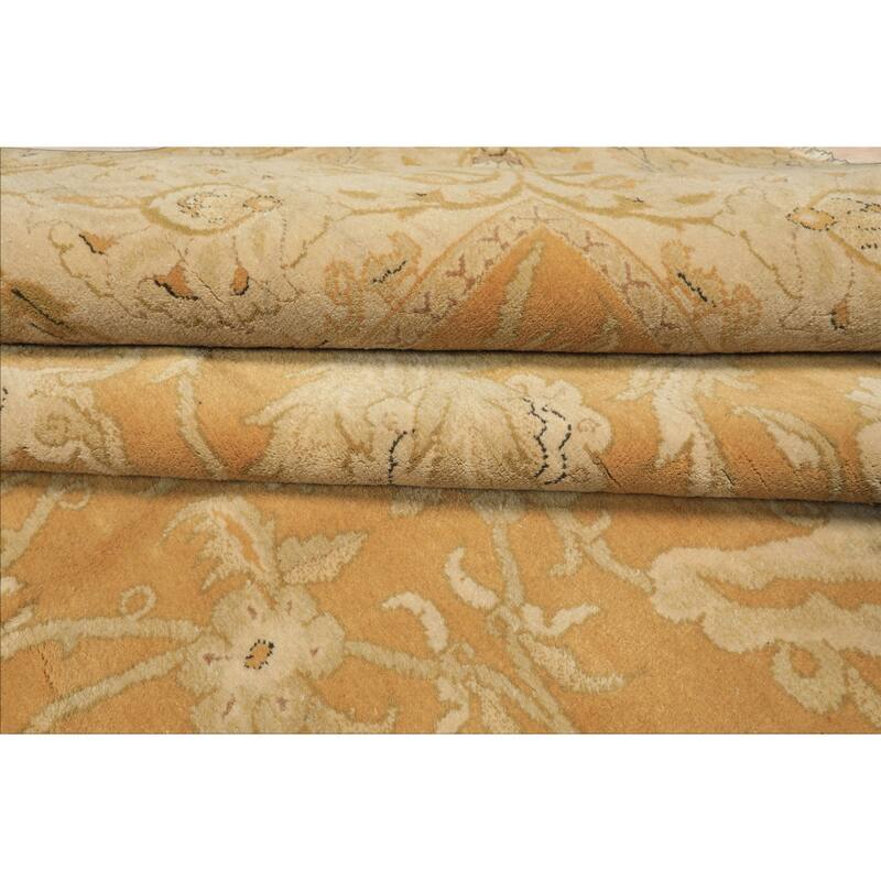 8'2''x9'6'' Hand Knotted Wool Gold Agra Traditional Rug - 8' 2'' x 9' 6''