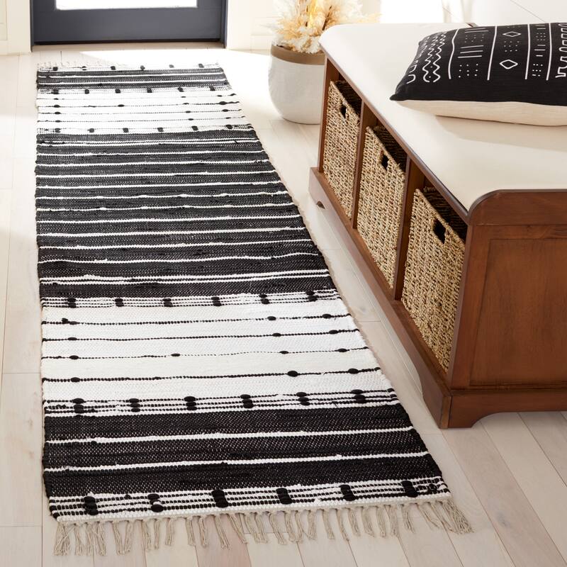 SAFAVIEH Handmade Striped Kilim Teika Transitional Rug - 2'3" x 9' Runner - Black/Ivory