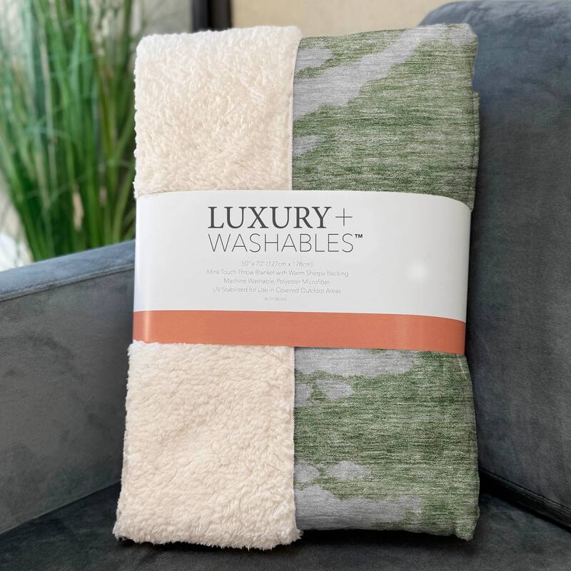 Premium Machine Washable Contemporary Spiral Sherpa Throw Blanket