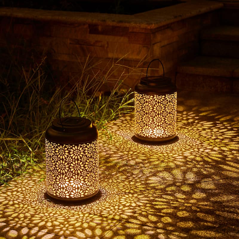 Glitzhome Set of 2 Metal Flower Solar Powered Outdoor Hanging Lantern