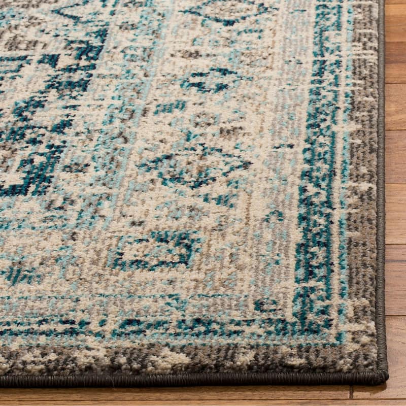SAFAVIEH Phoenix Nazima Vintage Boho Oriental Rug