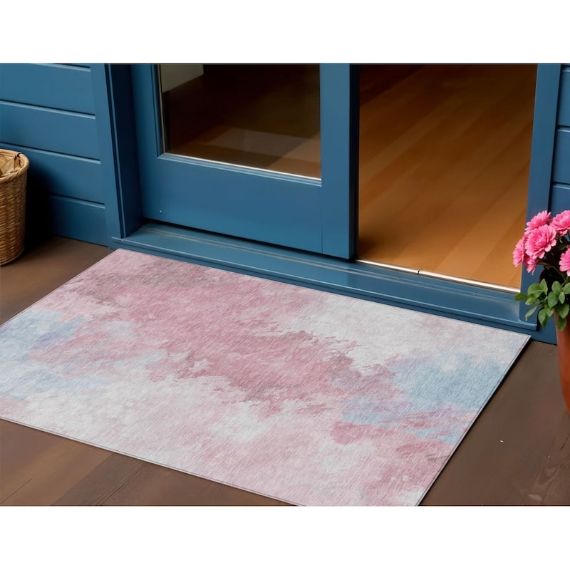 HomeRoots Abstract Transitional Rectangle Outdoor Rug - 3' x 5'