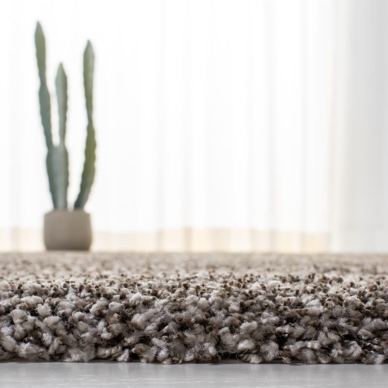 SAFAVIEH, Milan Shag Afton 2-inch Thick Area Rug