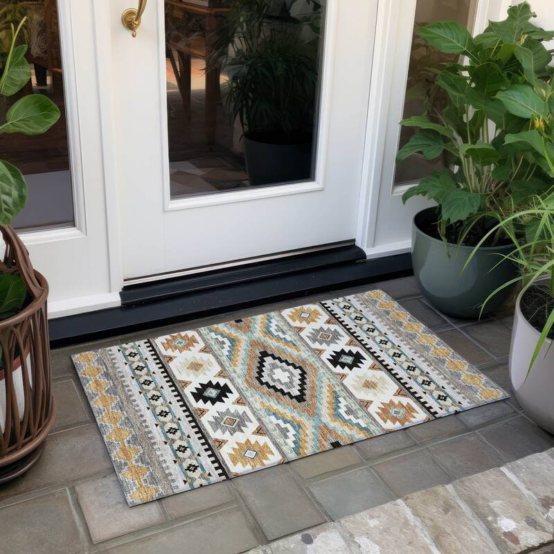 Machine Washable Indoor/ Outdoor Modern Ottawa Chantille Rug - Gray - 1'8" x 2'6"