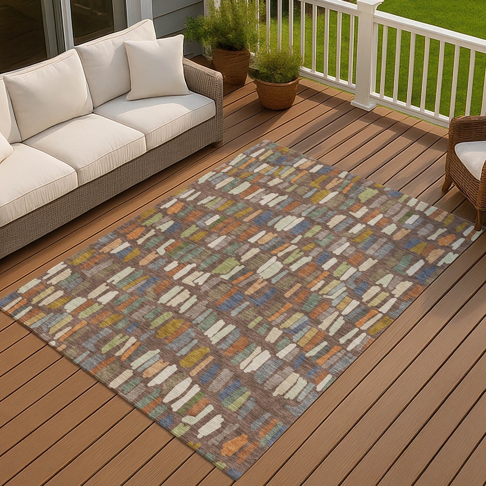 Machine Washable Indoor/ Outdoor Modern Mosaic Chantille Rug