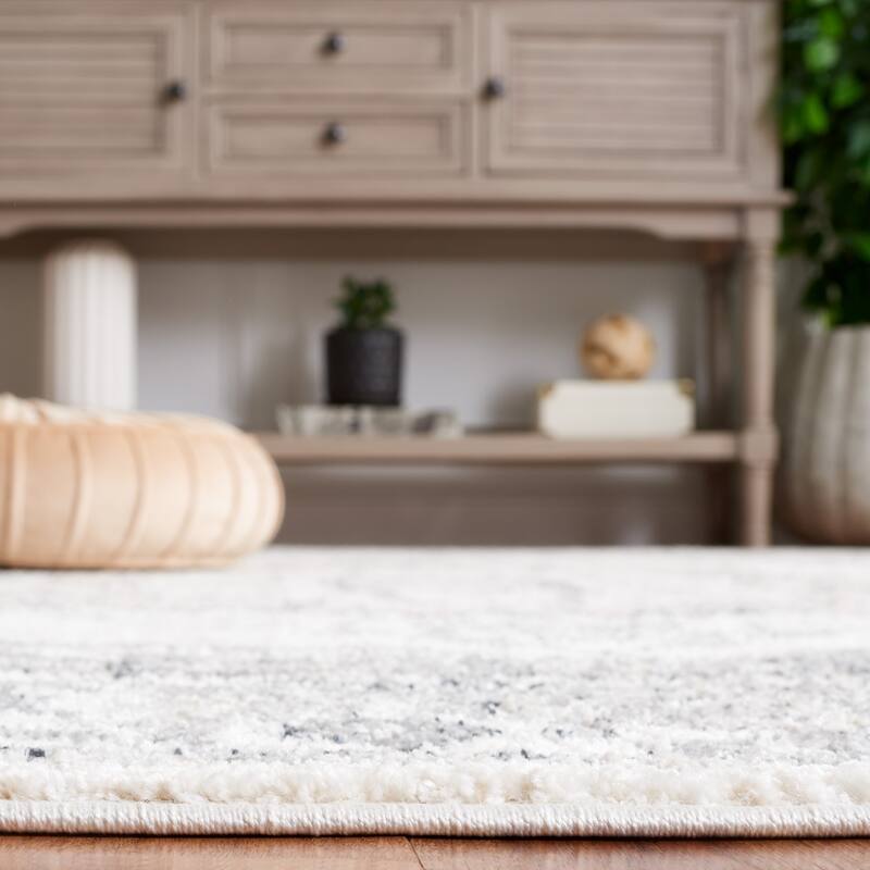 SAFAVIEH Layla Noreta Shabby Chic Farmhouse Rug