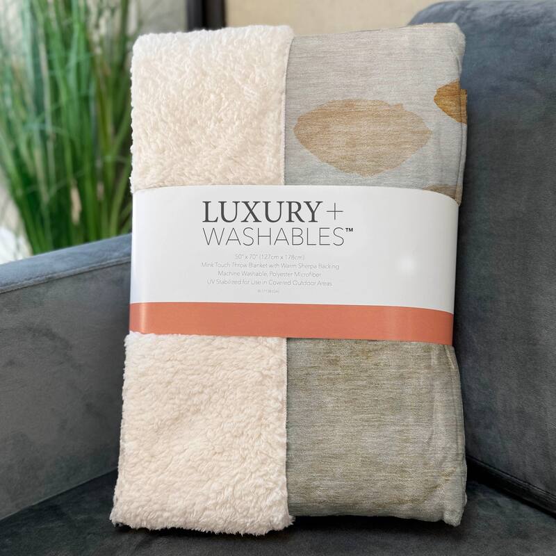 Premium Machine Washable Modern Glam Sherpa Throw Blanket