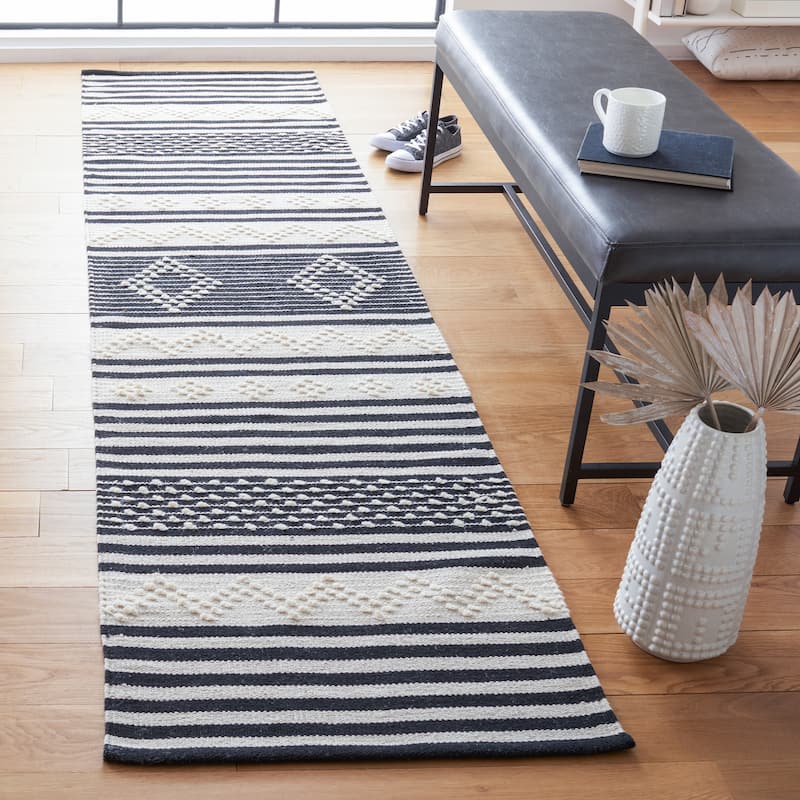 SAFAVIEH Handmade Striped Kilim Venessa Modern Cotton Rug - 2'3" x 11'7" Runner - Black/Ivory