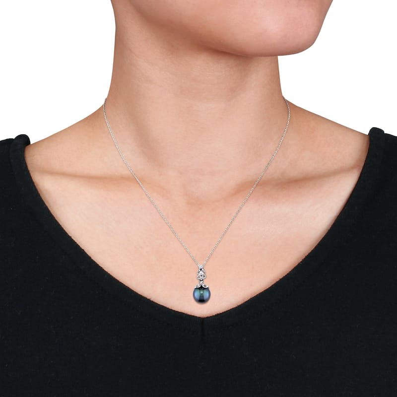 Miadora 14k White Gold Black Tahitian Pearl and Diamond Accent Filigree Drop Necklace (9-9.5 mm)