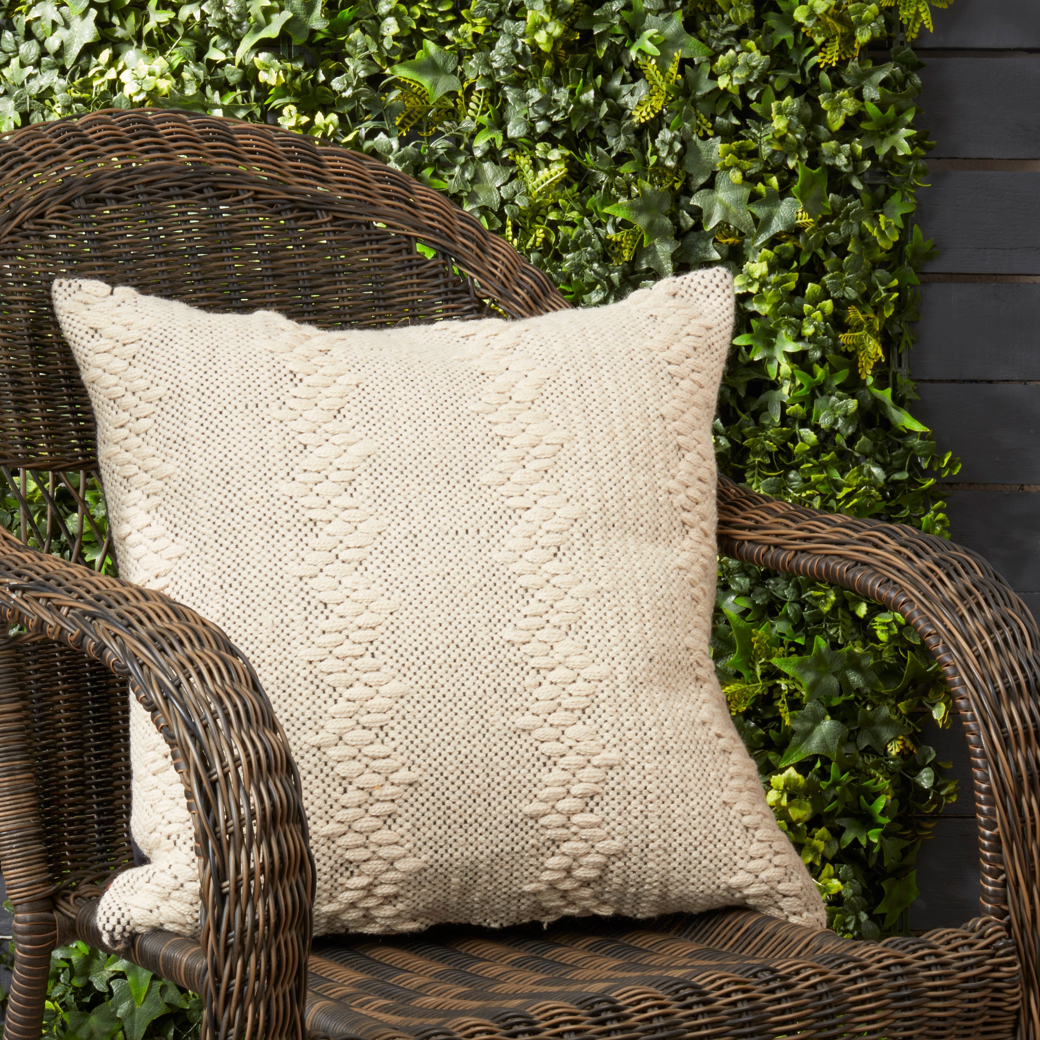 Outdoor Dreamscape Throw Pillow Bed Bath & Beyond 39951330