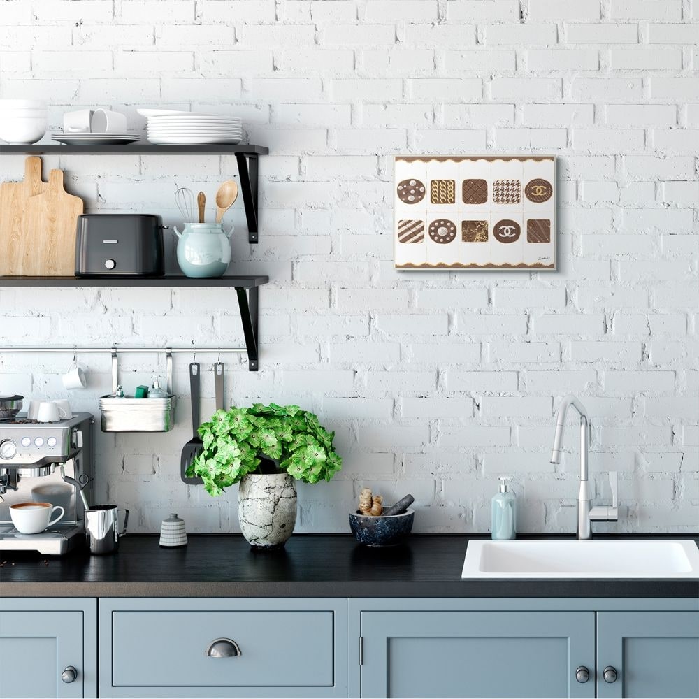 Shop Black Friday Deals On Stupell Industries Fashion Brand Candy Box Gold Glam Design Wood Wall Art Overstock 31263783