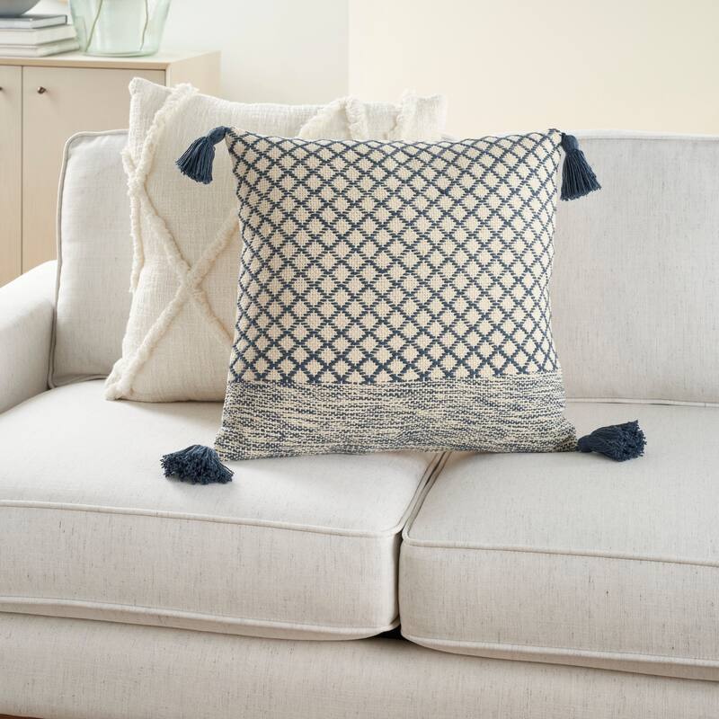 Mina Victory Life Styles Lattice With Tassels 18"X18" Indoor Throw Pillow