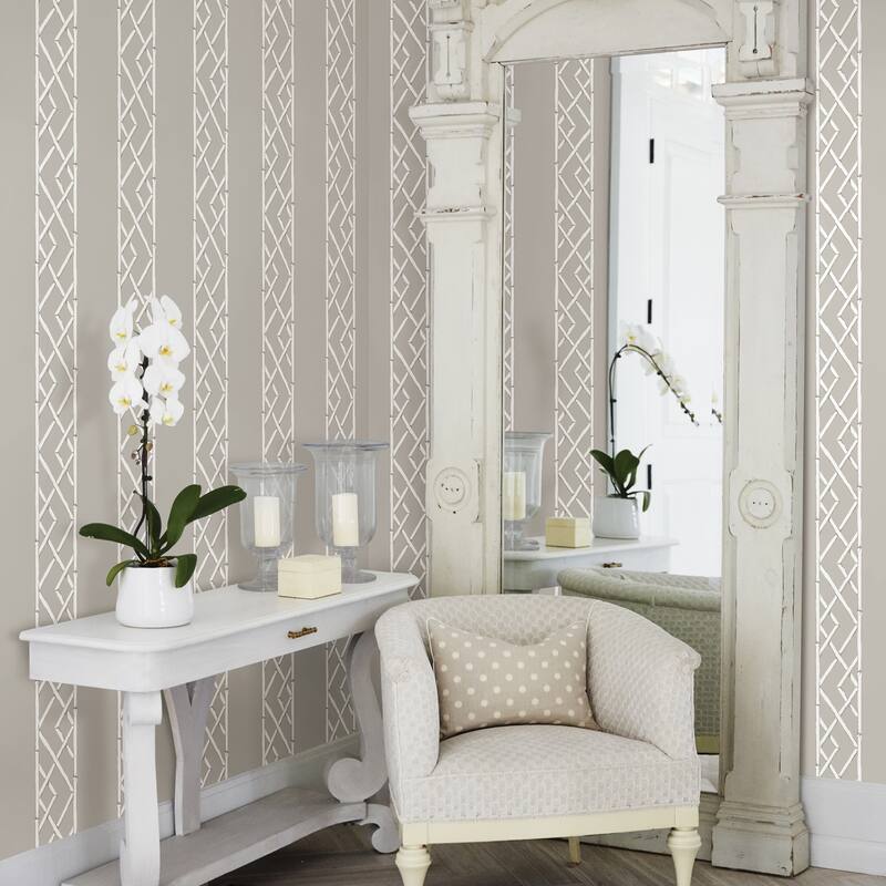 A-Street Prints Platinum Latticework Wallpaper
