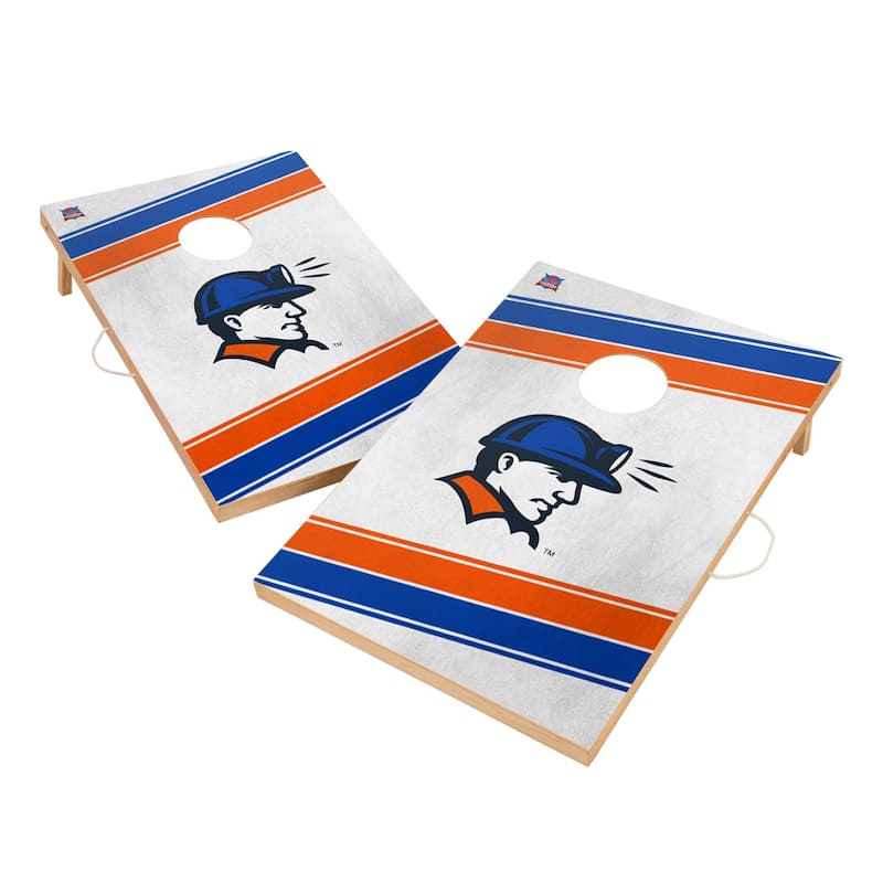 Wisconsin Platteville Pioneers Regulation 2x4 Cornhole Set