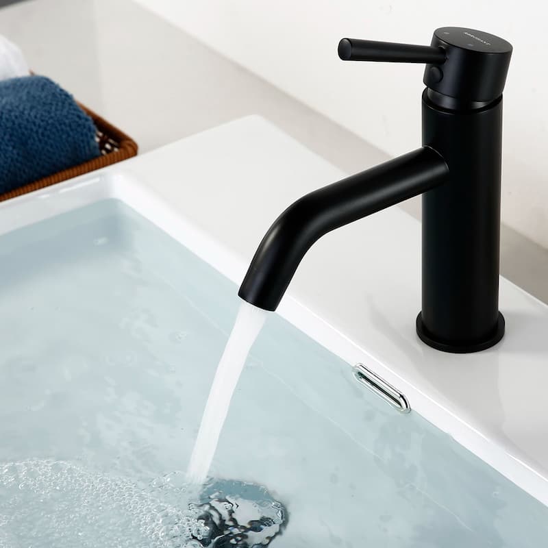 1.2 GPM Single Hole Bathroom Faucet with Single Handle